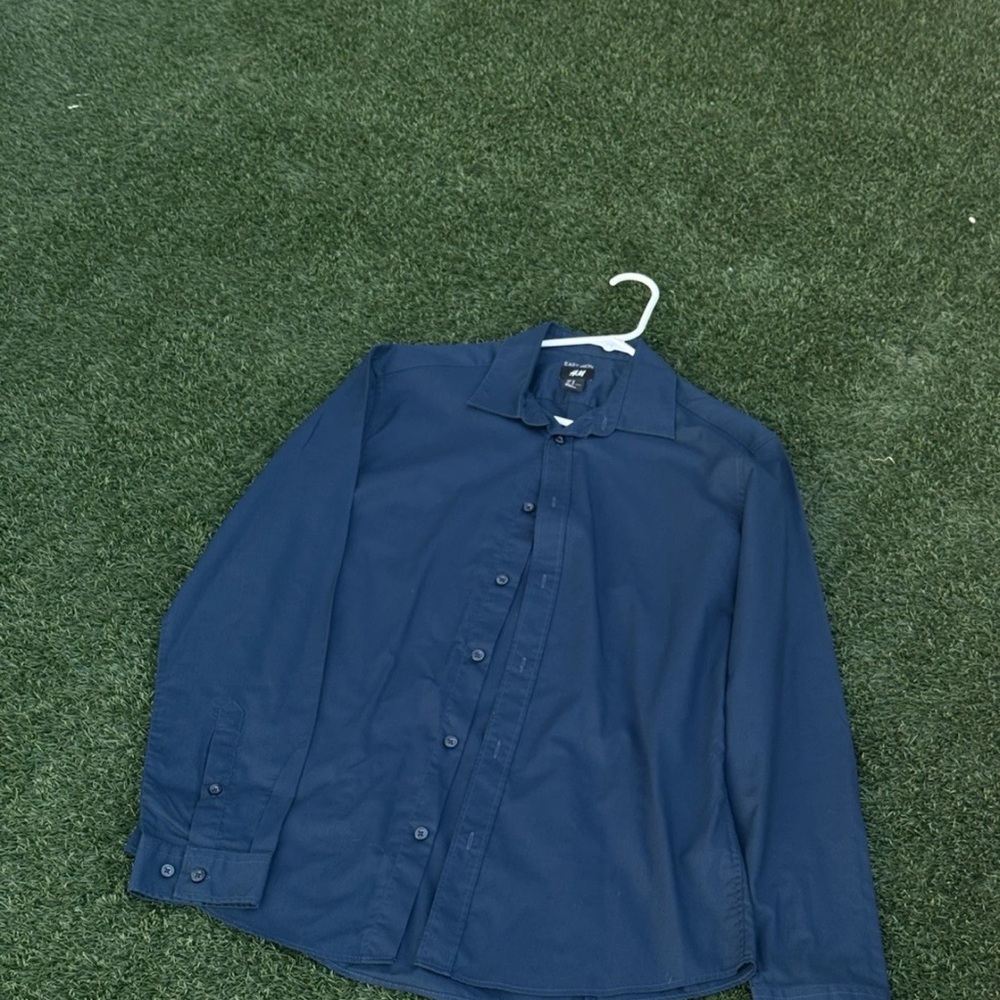 H&M Easy Iron Dark Blue Shirt Size Medium Pre Owned good condition